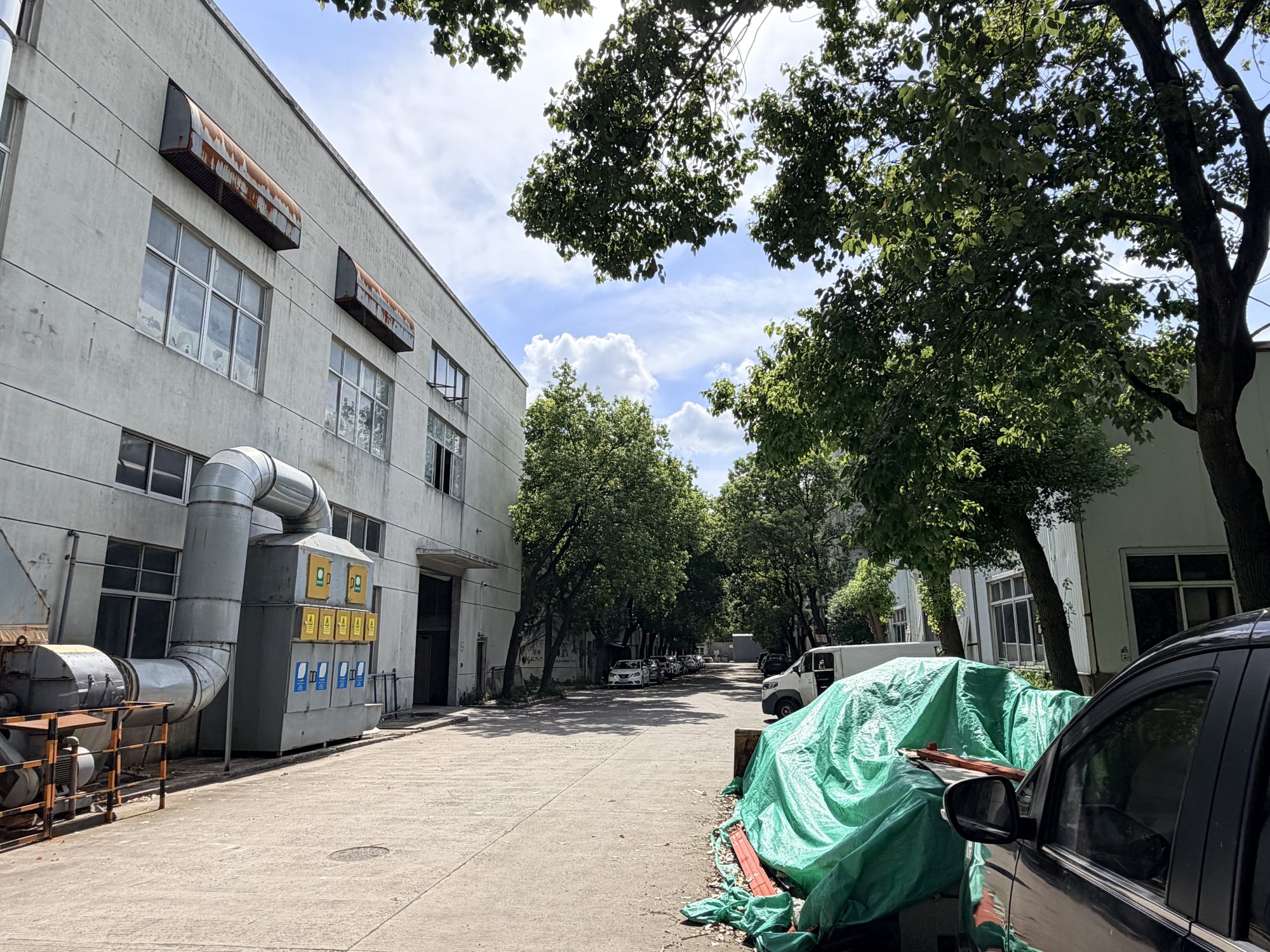 Lacquer workshop exterior