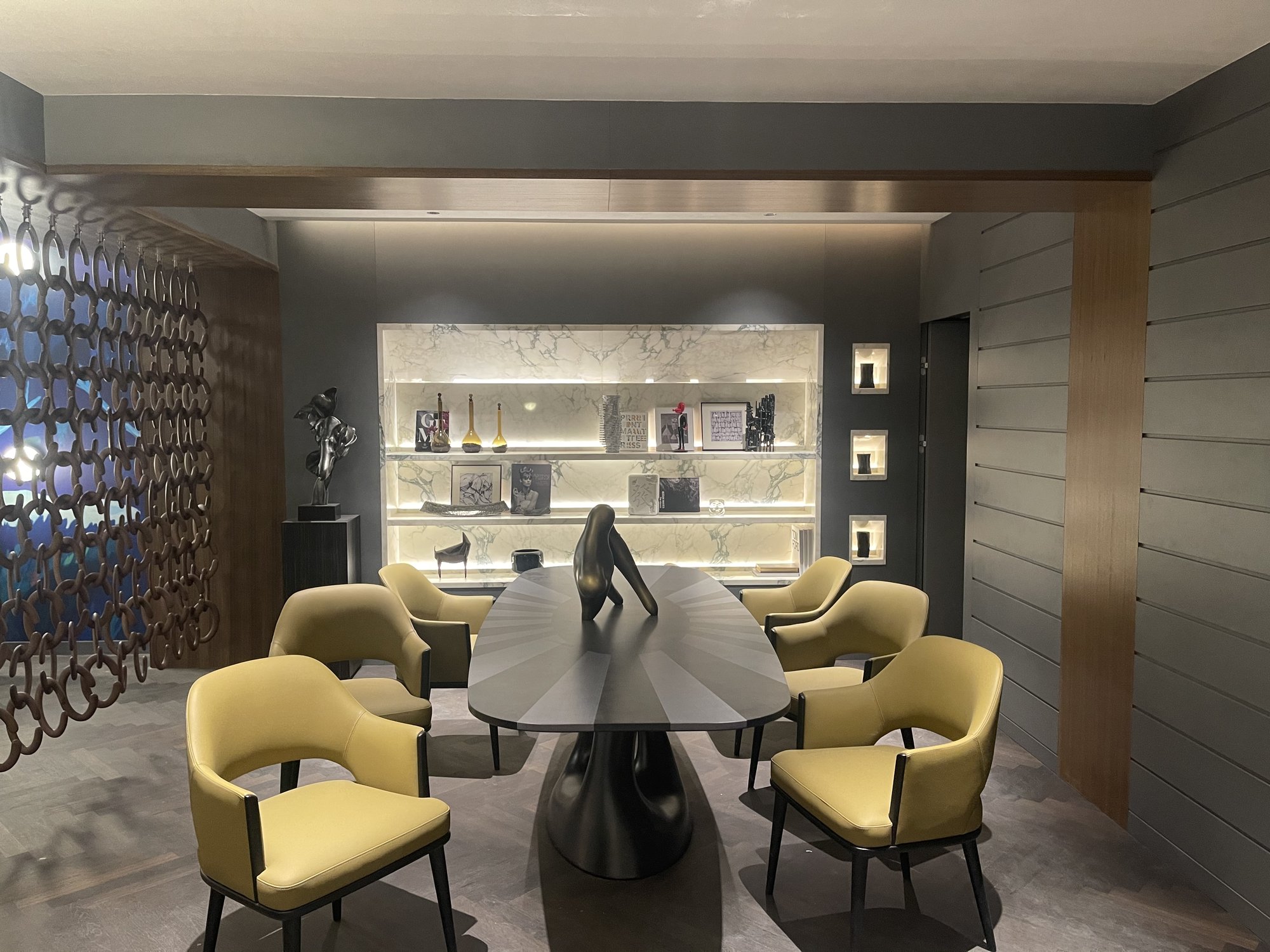 Dining room, marble recessed display cabinet