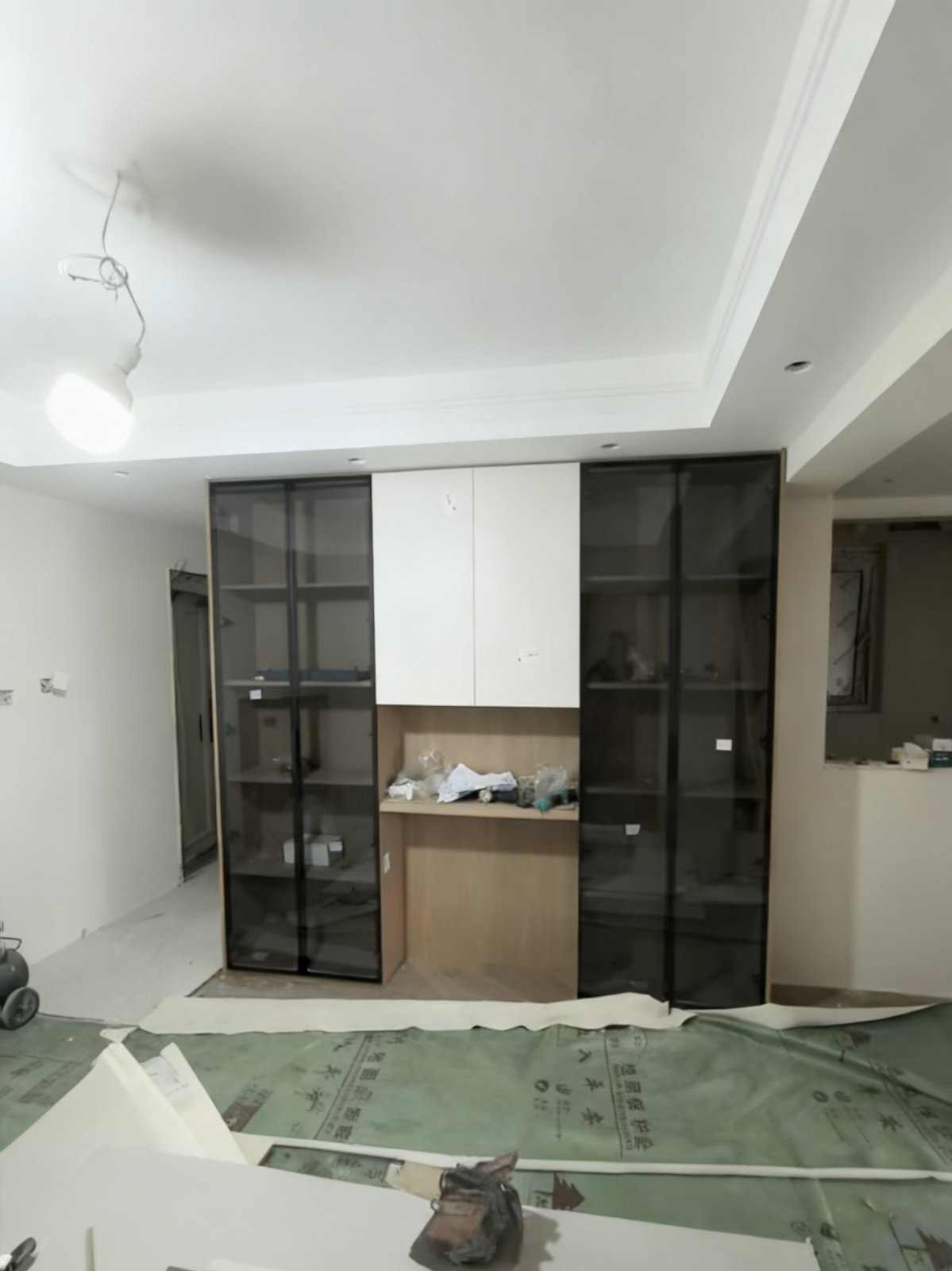 Dining room: custom sideboard cabinet unit with glass doors
